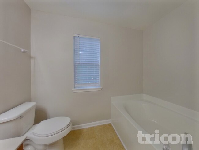 Building Photo - 19407 Fridley Ln