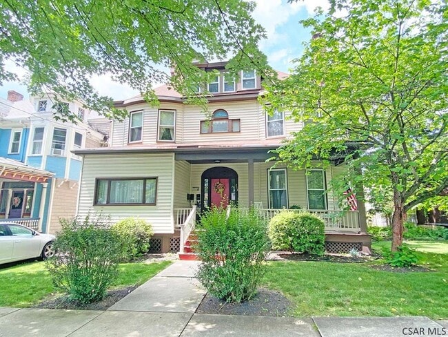 Building Photo - 214 Tioga St