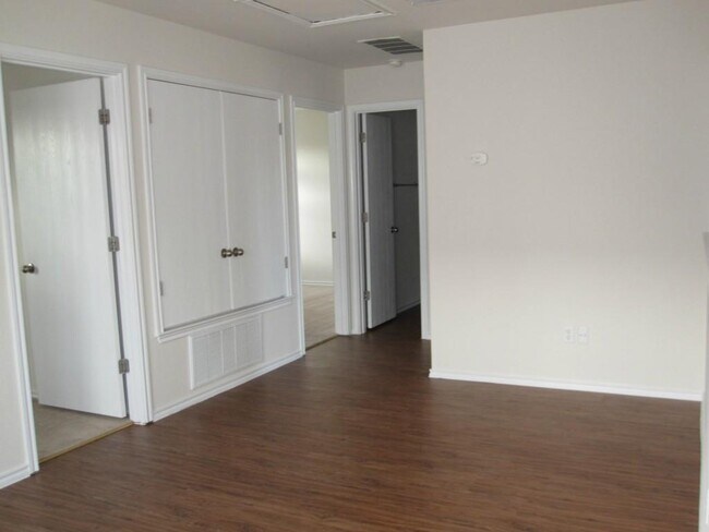 Building Photo - 6708 Ferrystone Pass