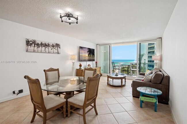 Building Photo - 3505 S Ocean Dr