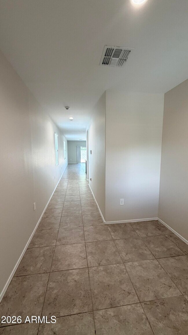 Building Photo - 35420 W San Alvarez Ave