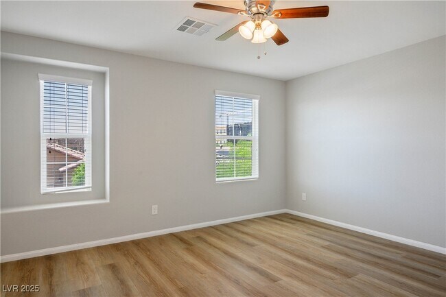 Building Photo - 9136 Cocowoods Pl
