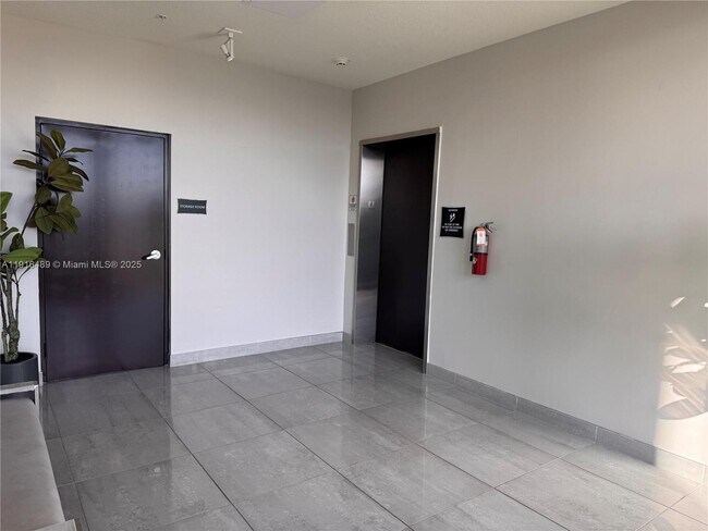 Building Photo - 8167 NW 41st St