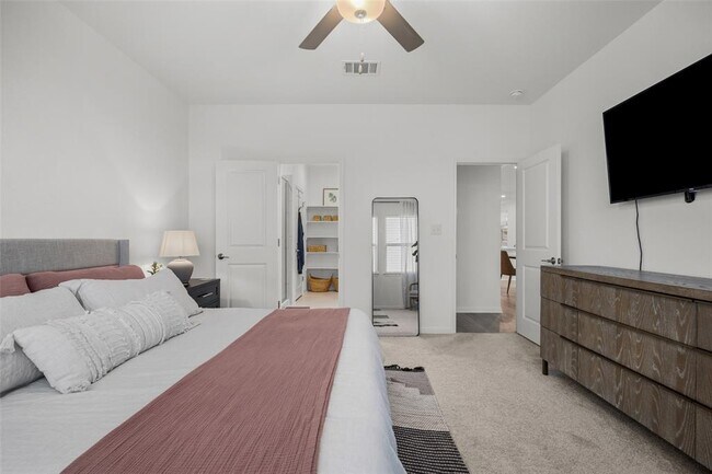 Building Photo - 858 Papaya Dr