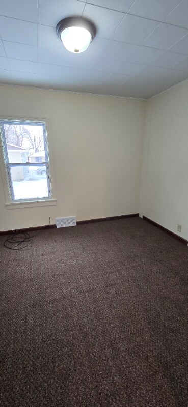 Building Photo - 214 4th Ave