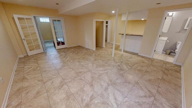 Building Photo - 292 Sandrock Ct