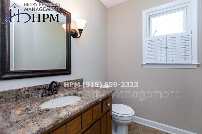 Building Photo - 1104 Apache Ln