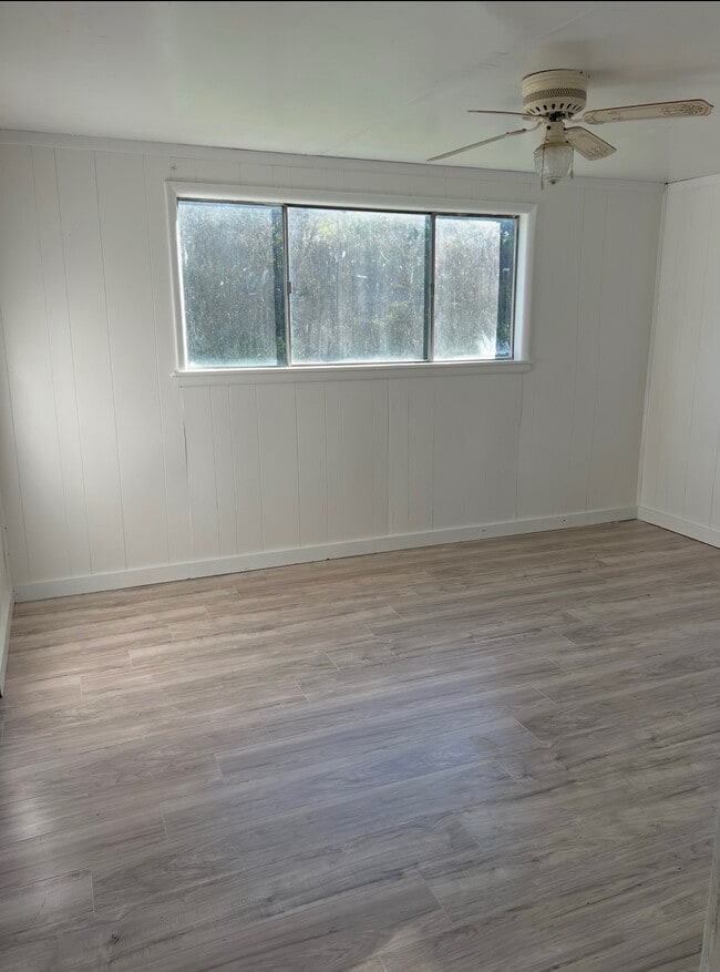 Building Photo - 10 Logaras Cir