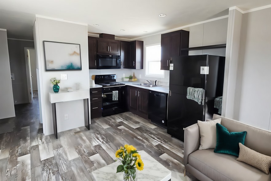 Primary Photo - 114 Partridge Ln