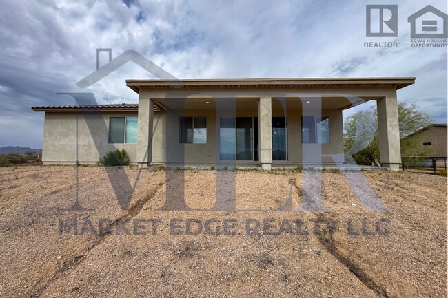 Building Photo - 3Bed/2Bath Home in Scottsdale w/ 2 Car Gar...