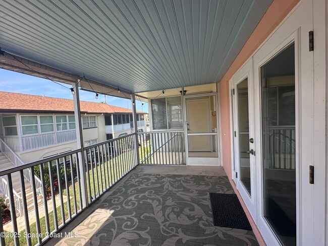 Building Photo - 1047 Small Ct