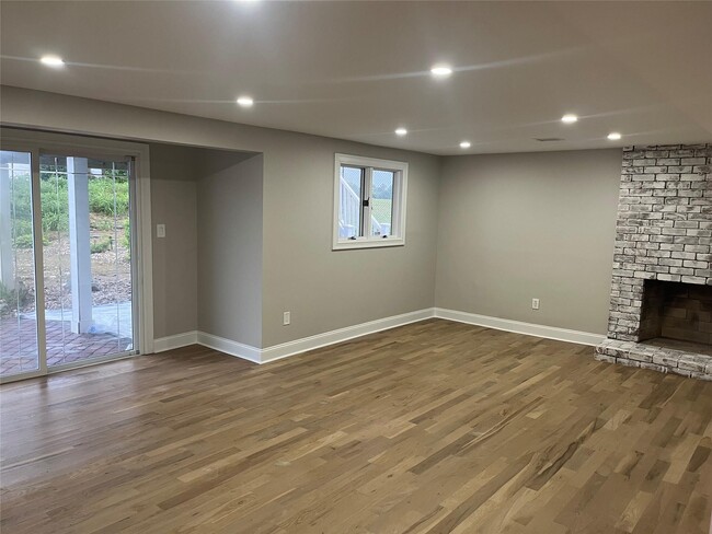 Building Photo - 89 Harvest Ln