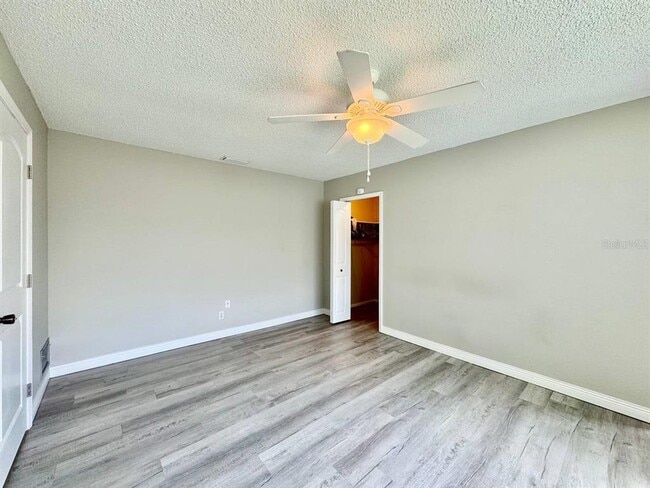 Building Photo - 2924 Catherine Dr