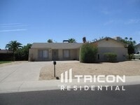 Building Photo - 3827 W Gelding Dr