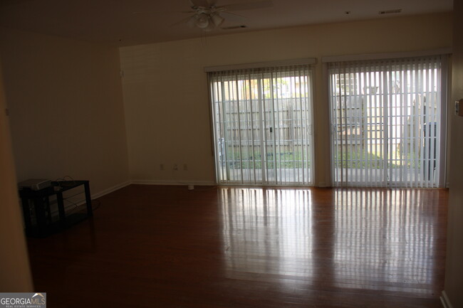 Building Photo - 2756 Deerwood Ln