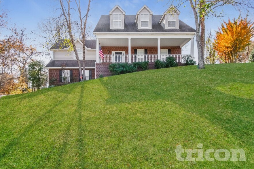 Building Photo - 1705 Walden Ct