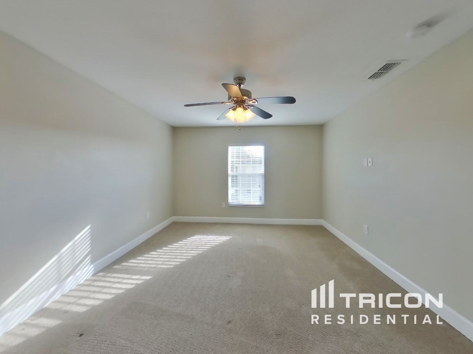 Building Photo - 2304 Whitley Ln