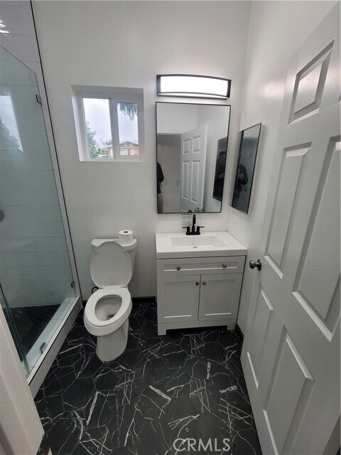 Building Photo - 7103 Yarmouth Ave