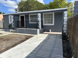 Building Photo - 1748 NW 30th St