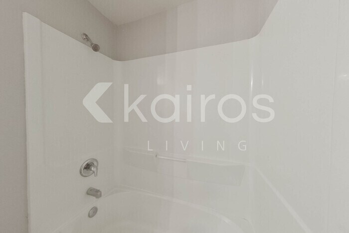 Building Photo - 9135 Aegean Cir