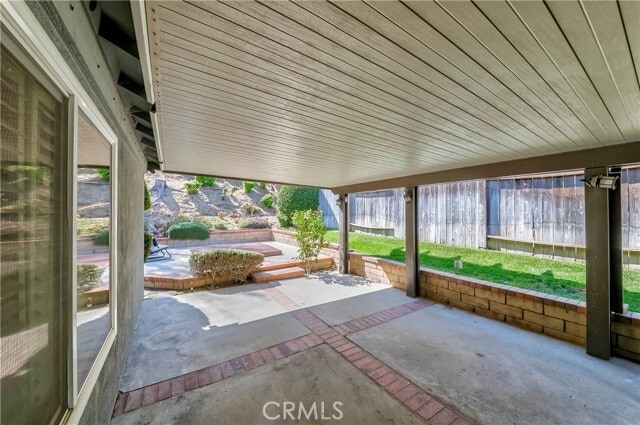 Building Photo - 2713 Deerpark Dr