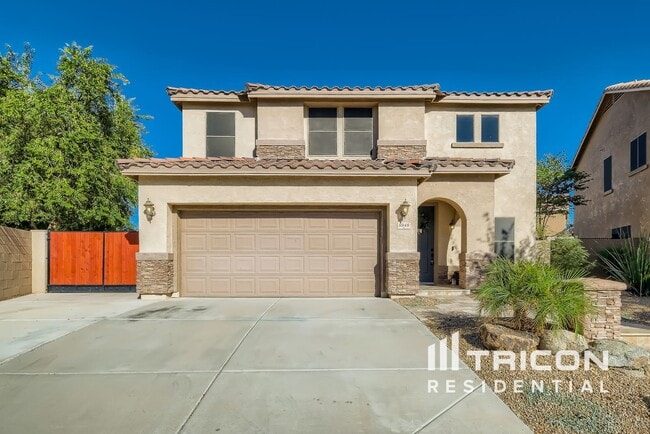 Building Photo - 8948 E Pampa Ave