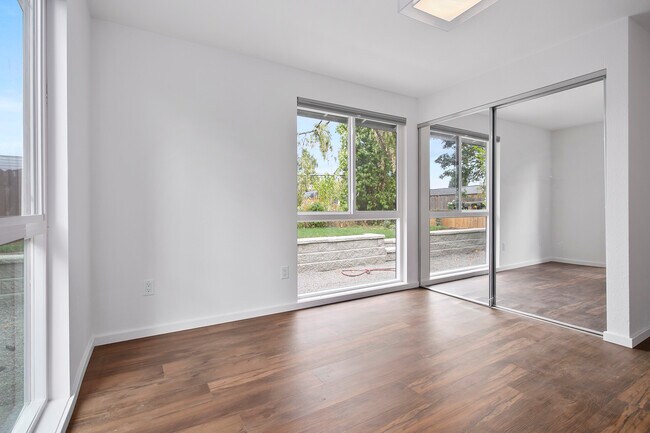 Building Photo - 2321 Ellis St