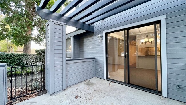 Building Photo - 2 Bedroom Condo with 2-Car Garage in Parkside Condominiums by Meadow Park