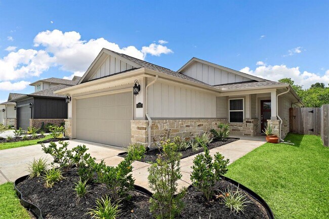 Primary Photo - 5707 Madden Ln