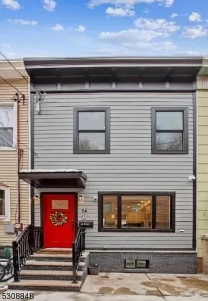 Building Photo - 5 W 19th St