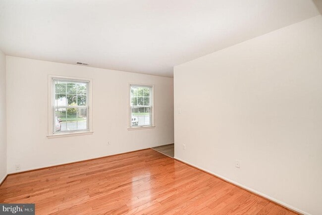 Building Photo - 7624 Wedgewood Dr
