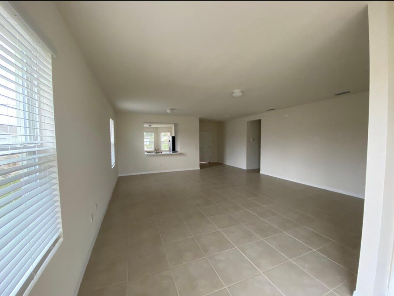 Building Photo - 1207 SW Embers Ter