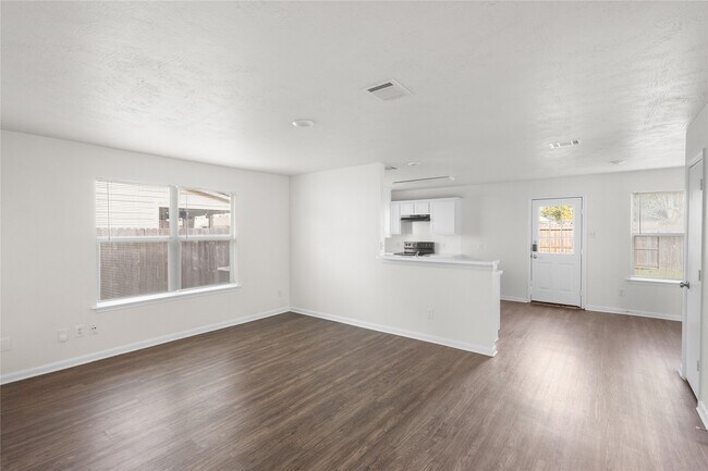 Building Photo - 19138 Larkspur Hills Dr