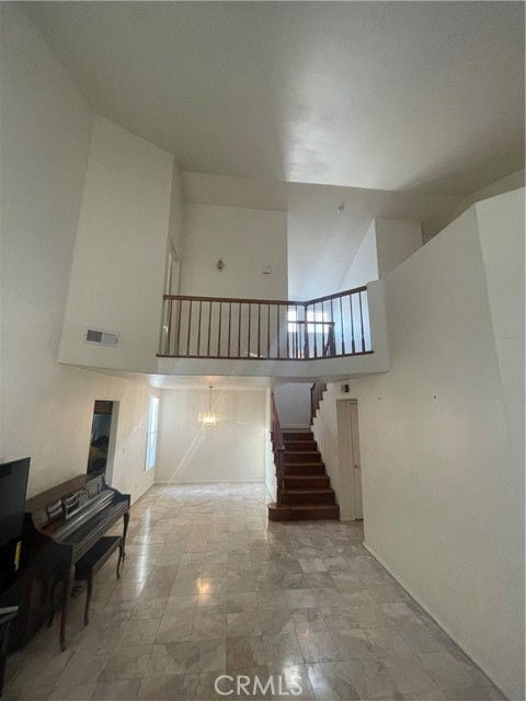 Building Photo - 7547 Bellingham Ave