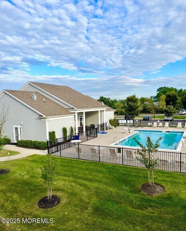Building Photo - 155 Waypoint Dr