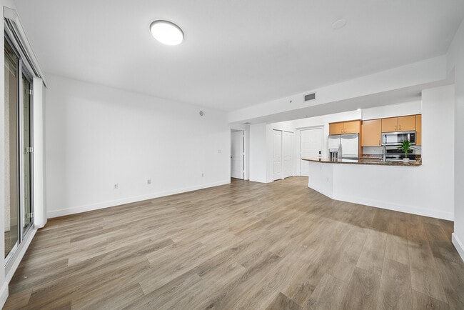 Building Photo - 1830 Radius Dr
