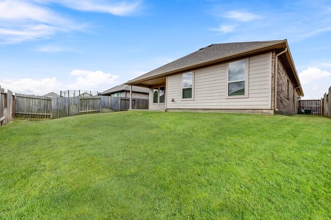 Building Photo - 1225 Antelope Passing Dr