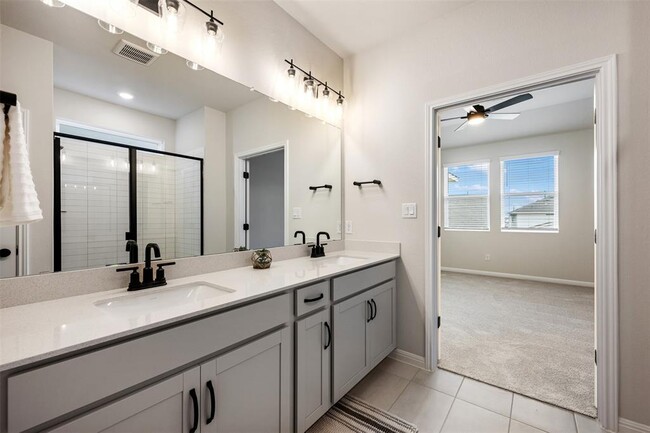 Building Photo - 283 Ranier Wy