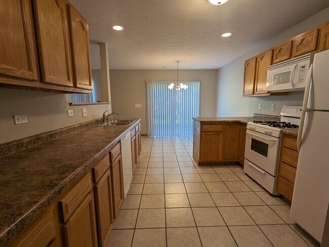 Building Photo - 3540 St Anthony Way