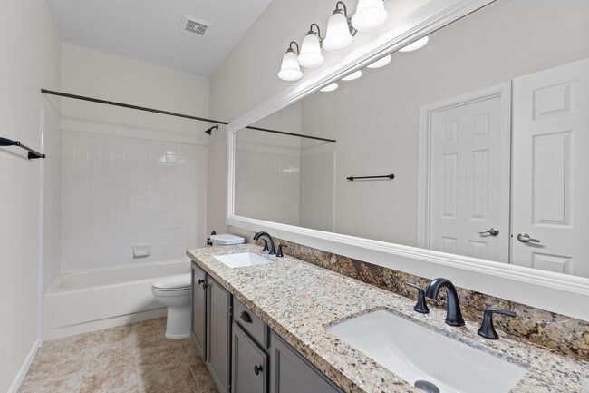 Building Photo - 4423 E Vista Val Verde Dr