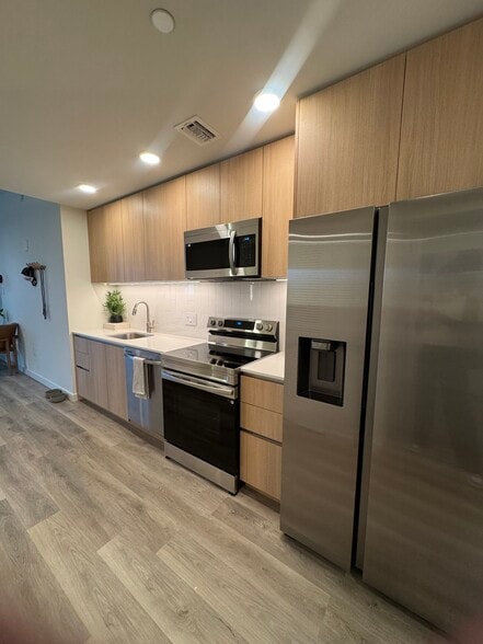 Building Photo - 94 NW 30th St