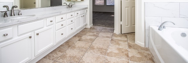 Building Photo - 4BR Total Remodel