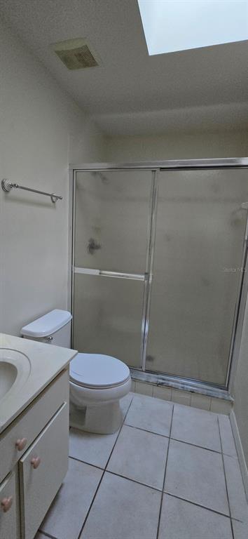 Building Photo - 2315 NE 40th Ave