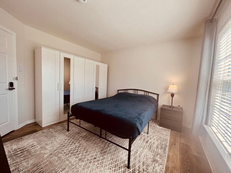 Building Photo - 23 Webb Ct