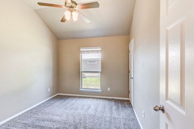 Building Photo - 7431 Amber Meadow Loop