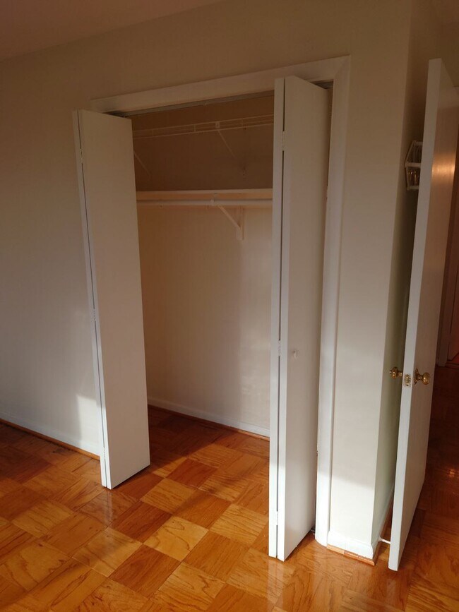 Building Photo - 600 Roosevelt Blvd