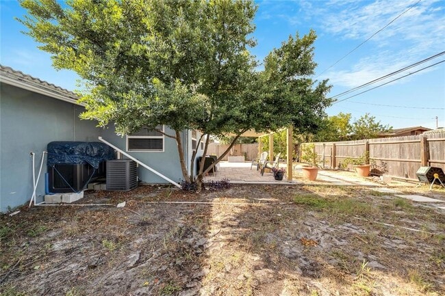 Building Photo - 2138 Timber Ln