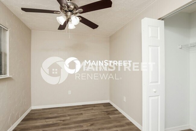Building Photo - 674 Altamira St NW