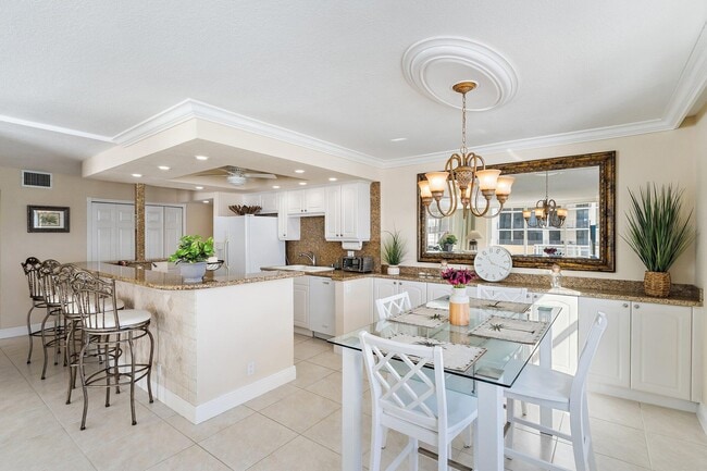 Building Photo - 5440 N Ocean Dr