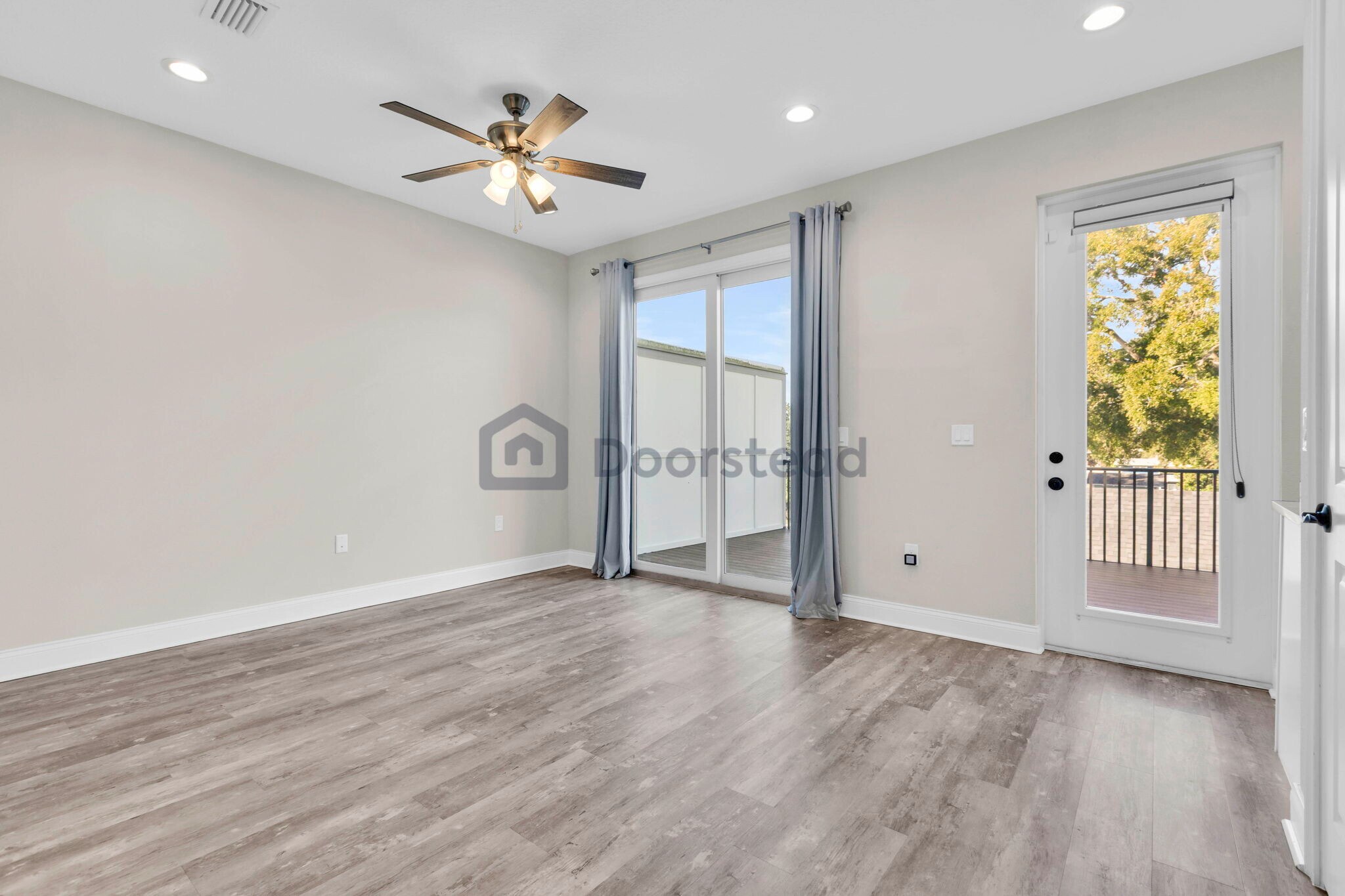 Building Photo - 4114 N Nebraska Ave